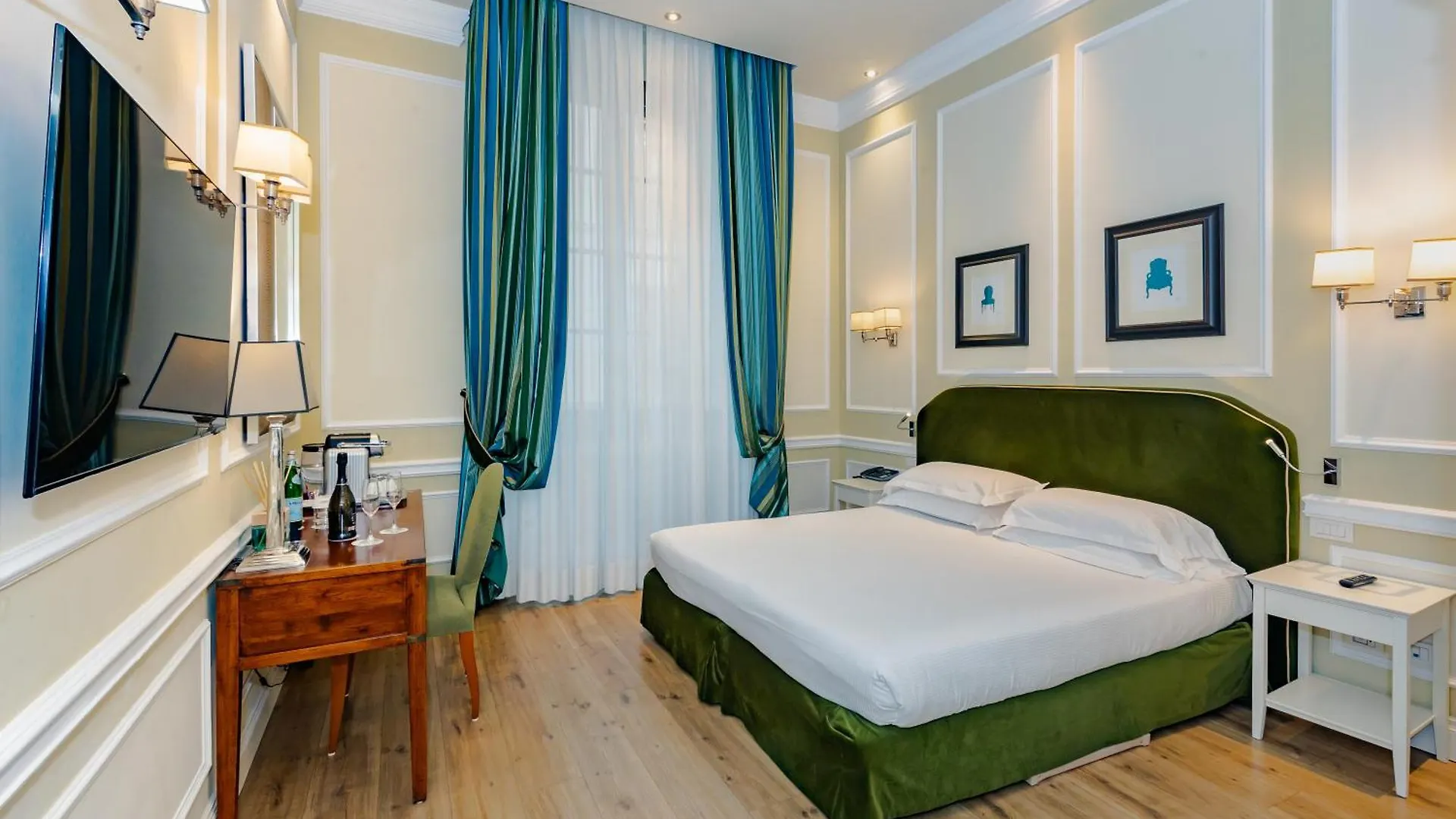 Fh55 Hotel Calzaiuoli Florence 4*,  Italy